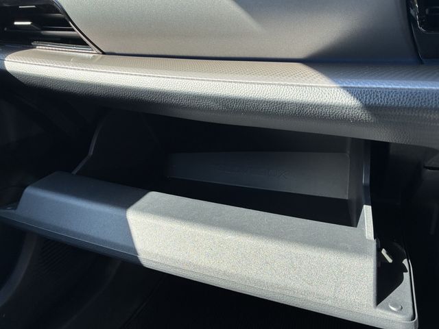 TOYOTA PRIUS 4WD 2023