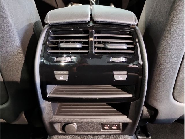 BMW BMW 5series sedan 2022