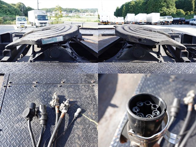 MITSUBISHI FUSOU SUPER GREAT 2014