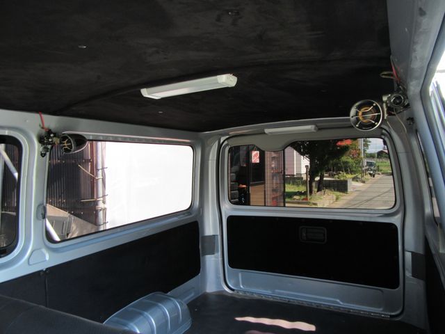 TOYOTA HIACE van 4WD 2004