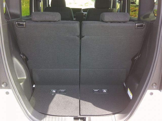 HONDA N BOX CUSTOM 2023