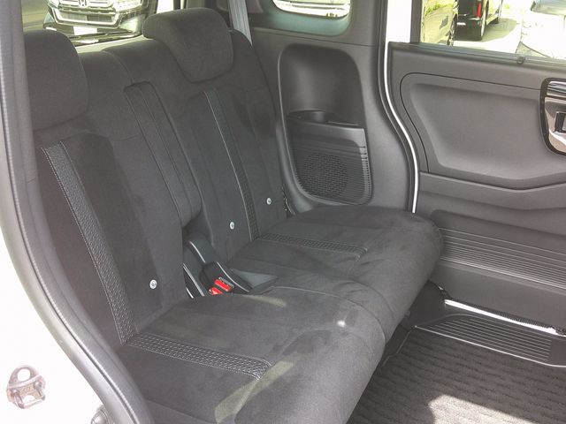 HONDA N BOX CUSTOM 2023