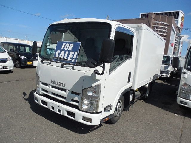 ISUZU ELF 2010