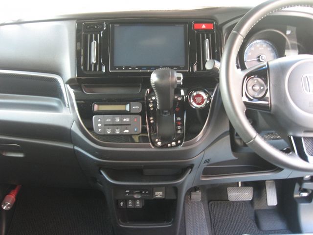 HONDA N-WGN CUSTOM 2017