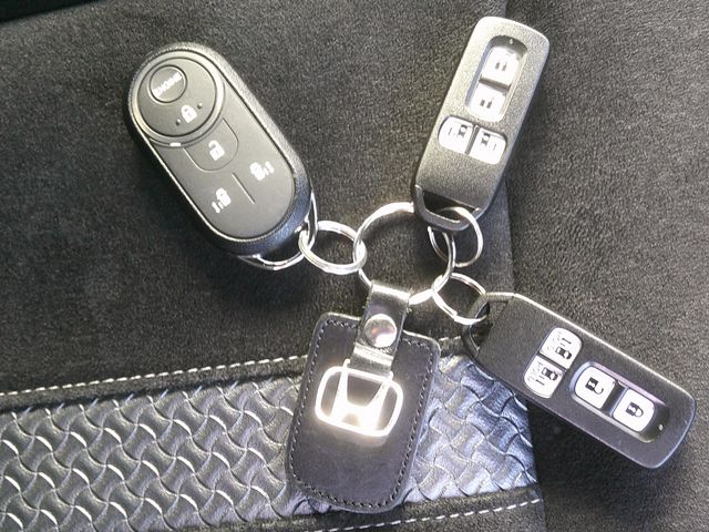 HONDA N BOX CUSTOM 2022