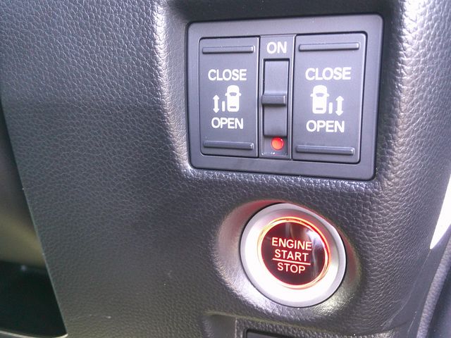 HONDA N BOX CUSTOM 2022