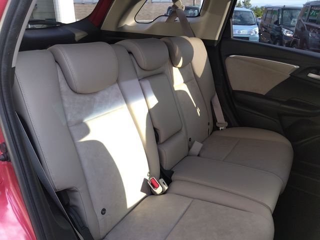 HONDA SHUTTLE HYBRID 4WD 2018