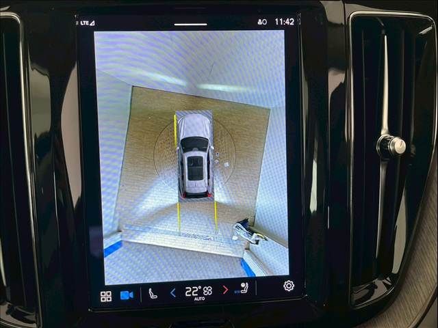 VOLVO VOLVO XC60 2022