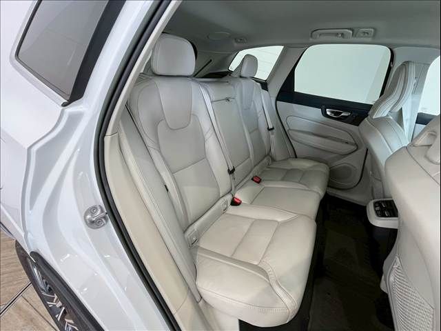 VOLVO VOLVO XC60 2022