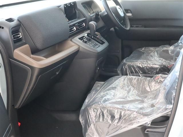 HONDA FREED e:HEV 2025