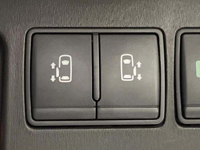 NISSAN SERENA  S-HYBRID 2014