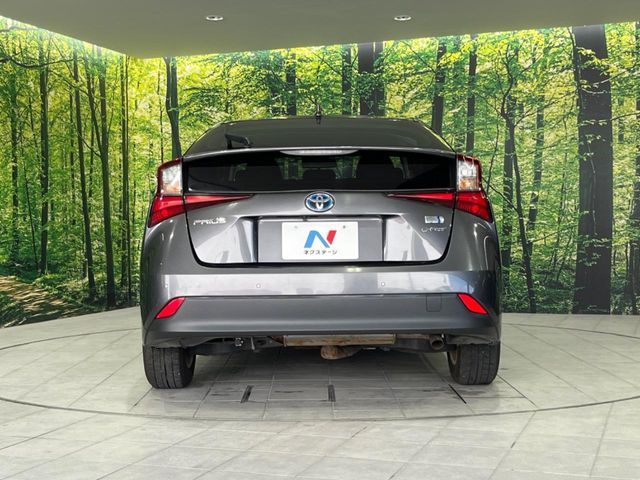 TOYOTA PRIUS 4WD 2022