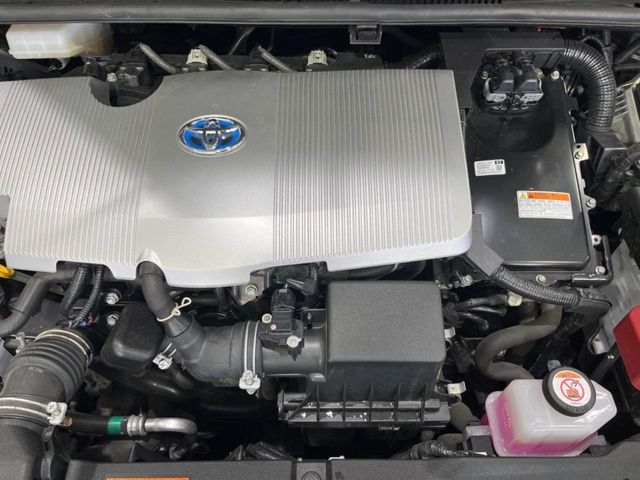 TOYOTA PRIUS 4WD 2022