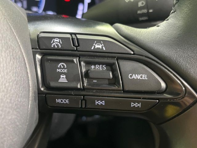 TOYOTA YARIS CROSS 2024