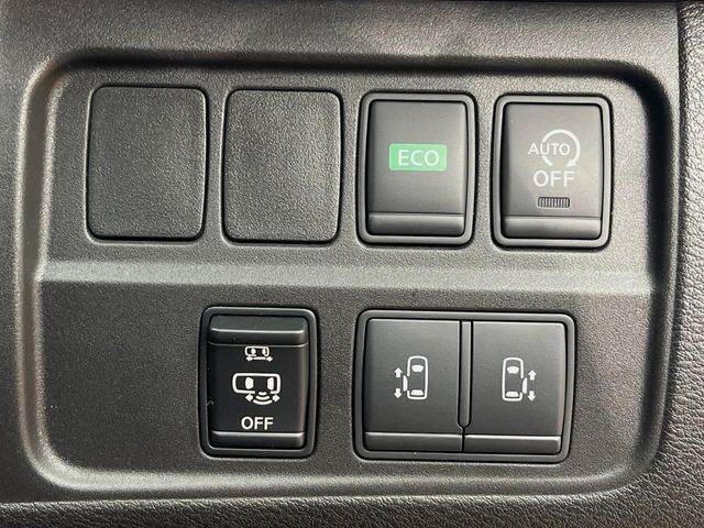 NISSAN SERENA  S-HYBRID 4WD 2016