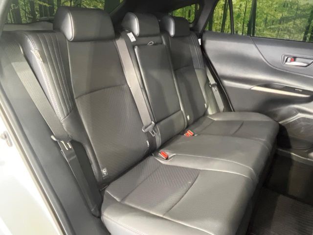 TOYOTA HARRIER HYBRID 2023