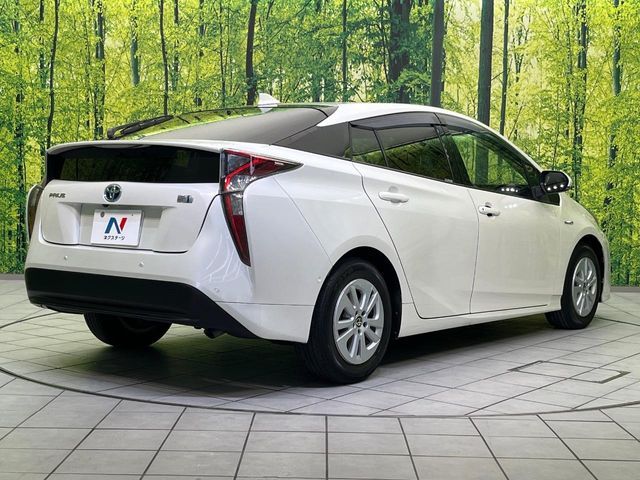 TOYOTA PRIUS 2018