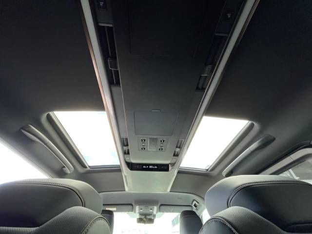 TOYOTA ALPHARD hybrid 2024