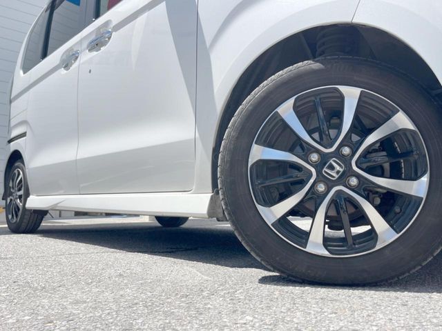 HONDA N BOX CUSTOM 2020