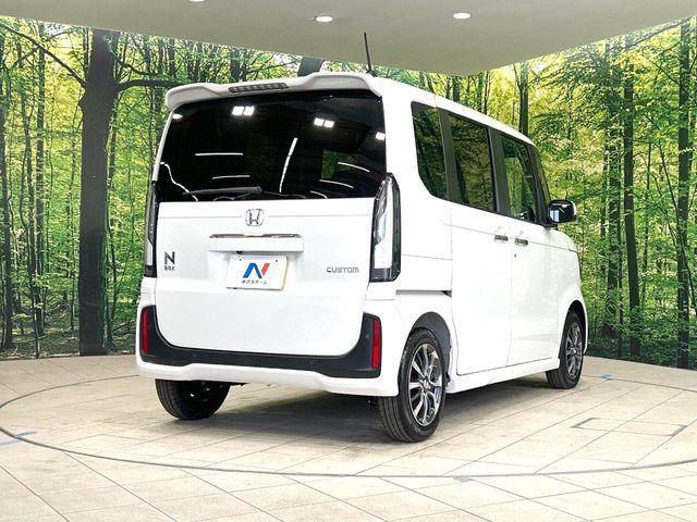 HONDA N BOX CUSTOM 2025