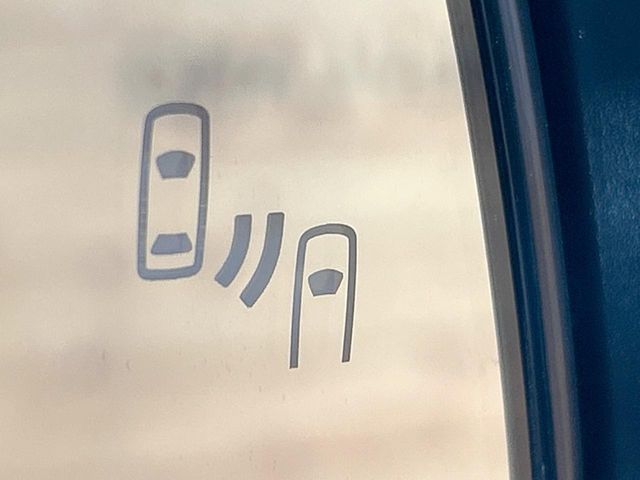 TOYOTA HARRIER HYBRID 2023