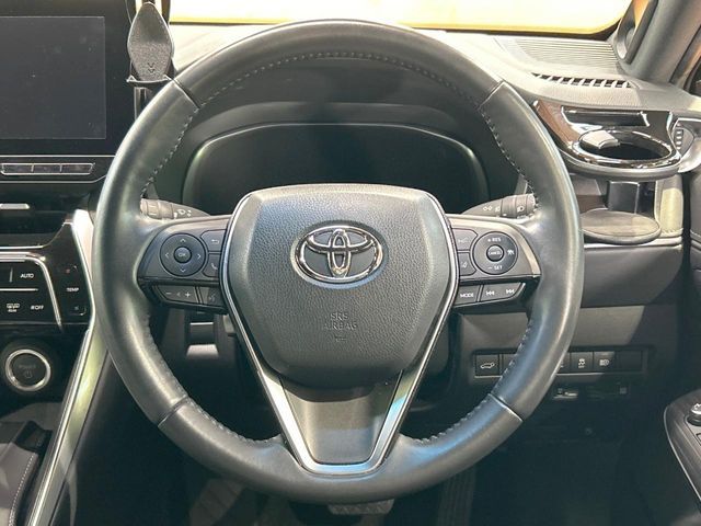 TOYOTA HARRIER HYBRID 2023