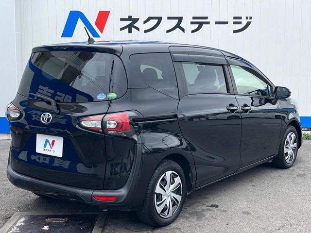 TOYOTA SIENTA 2019