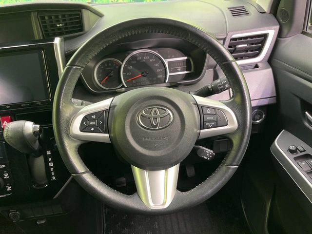 TOYOTA ROOMY 2018