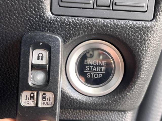 HONDA N BOX CUSTOM 2018