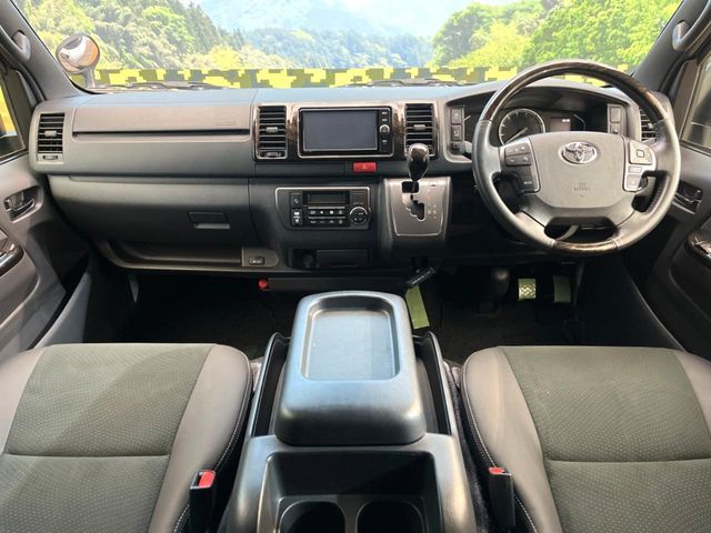 TOYOTA HIACE van 2WD 2021