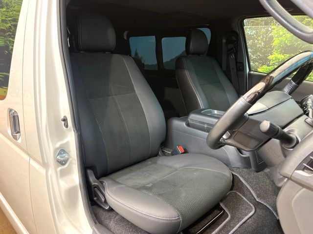 TOYOTA HIACE van 2WD 2021