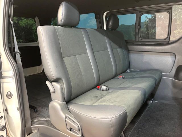 TOYOTA HIACE van 2WD 2021