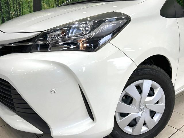 TOYOTA VITZ 2014