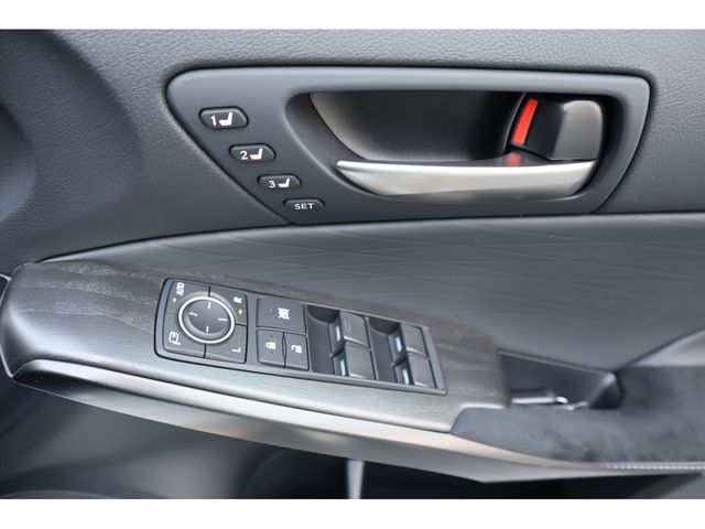 TOYOTA LEXUS IS350 2022