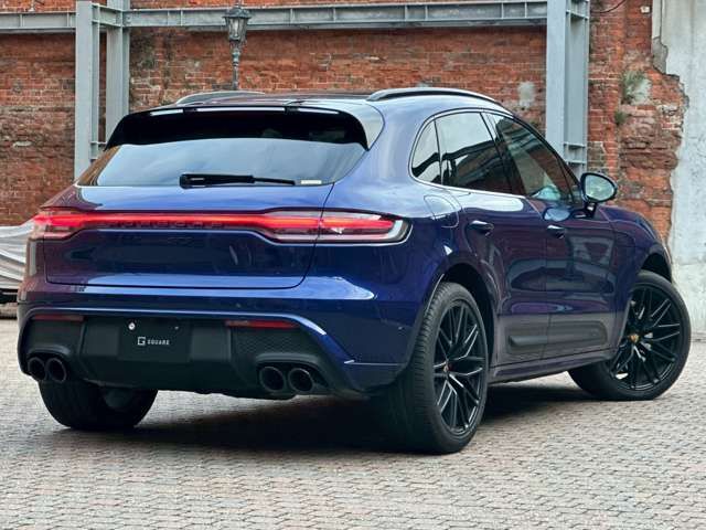 PORSCHE PORSCHE Macan 2023