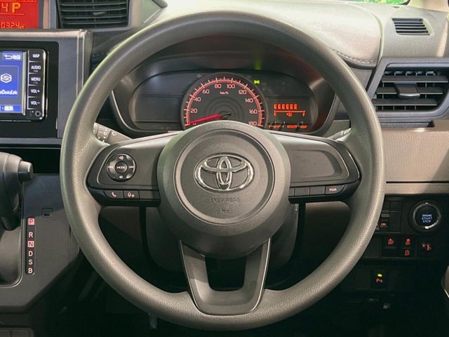 TOYOTA ROOMY 2021