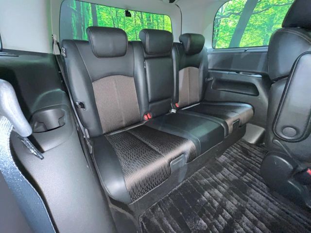 NISSAN ELGRAND  4WD 2014