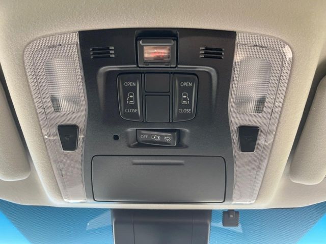 TOYOTA ALPHARD 4WD 2018