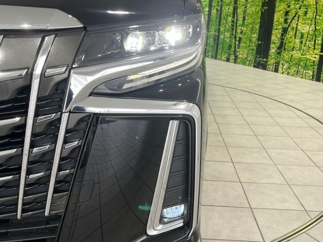 TOYOTA ALPHARD 4WD 2018