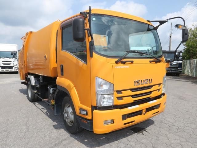 ISUZU FORWARD 2016