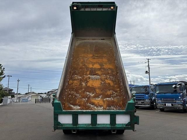 NISSAN DIESEL Quon 2014