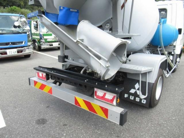 MITSUBISHI FUSOU FIGHTER 2025