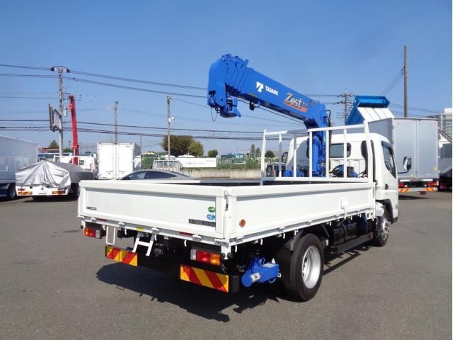 MITSUBISHI CANTER 2024