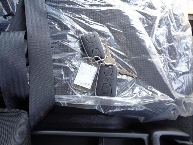 MITSUBISHI CANTER 2024