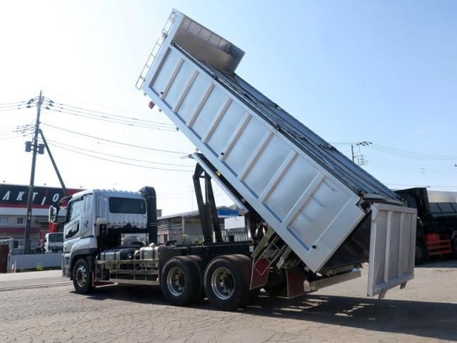 MITSUBISHI FUSOU SUPER GREAT 2021