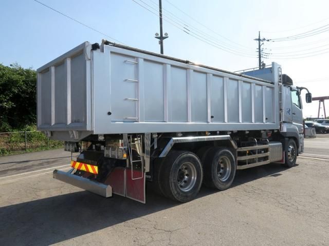 MITSUBISHI FUSOU SUPER GREAT 2021