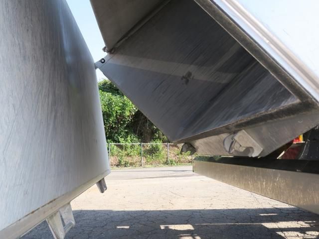 MITSUBISHI FUSOU SUPER GREAT 2021