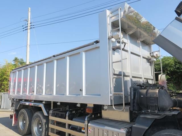 MITSUBISHI FUSOU SUPER GREAT 2021