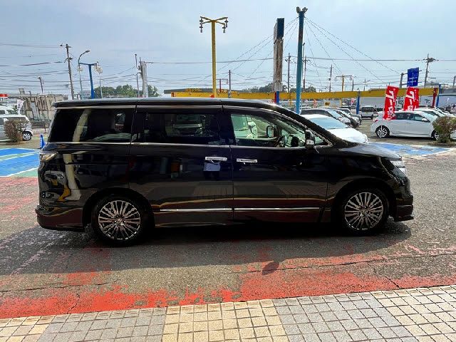 NISSAN ELGRAND 2019