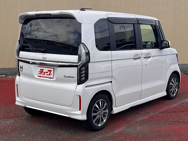 HONDA N BOX CUSTOM 2022